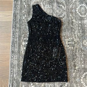 Mac Duggal Sequin embellished one shoulder mini dress